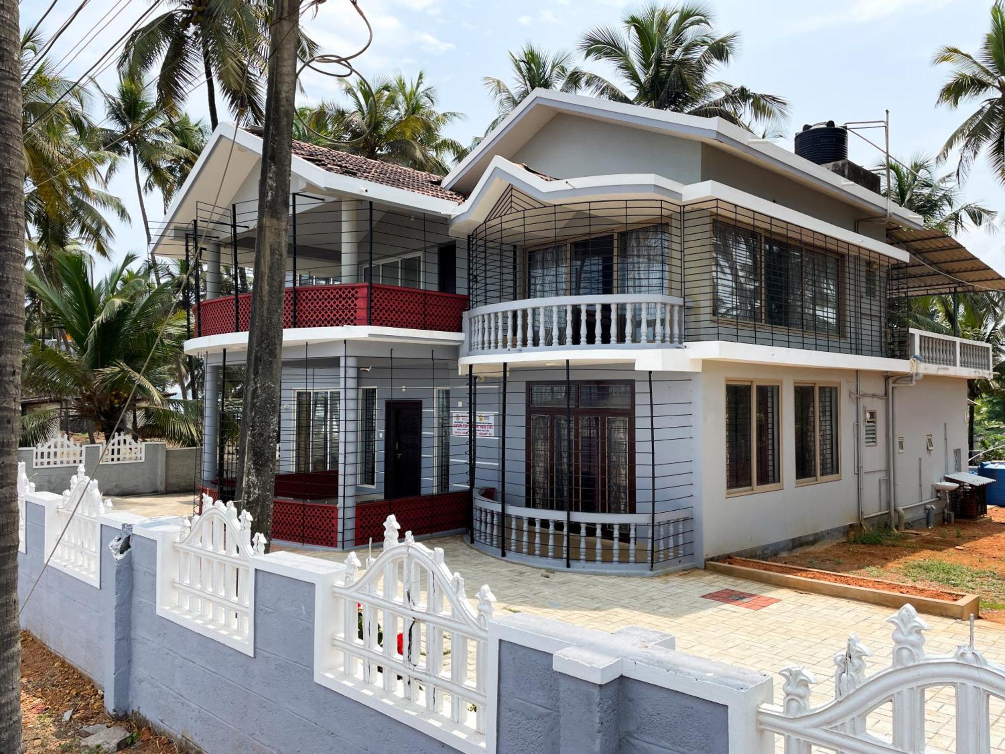 Gintara Beach Homestay By Evaddo Kalyanpur Ngoại thất bức ảnh