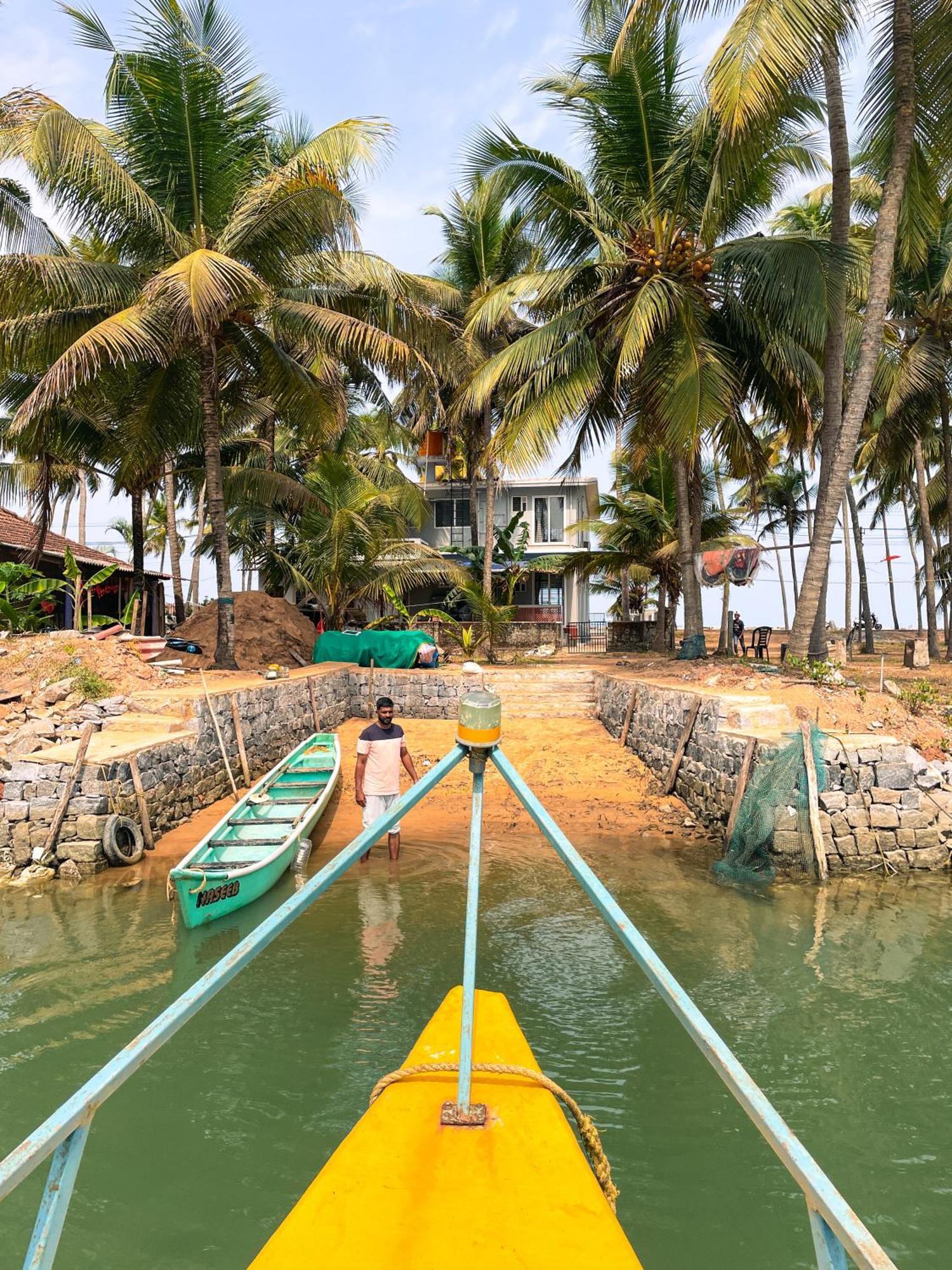 Gintara Beach Homestay By Evaddo Kalyanpur Ngoại thất bức ảnh