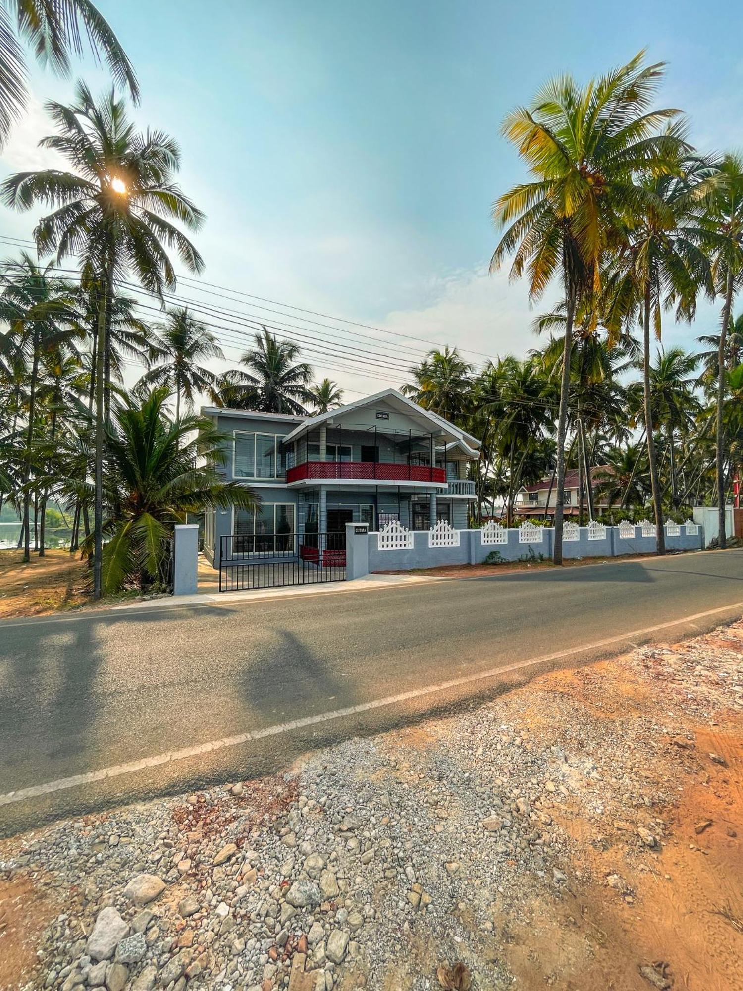 Gintara Beach Homestay By Evaddo Kalyanpur Ngoại thất bức ảnh